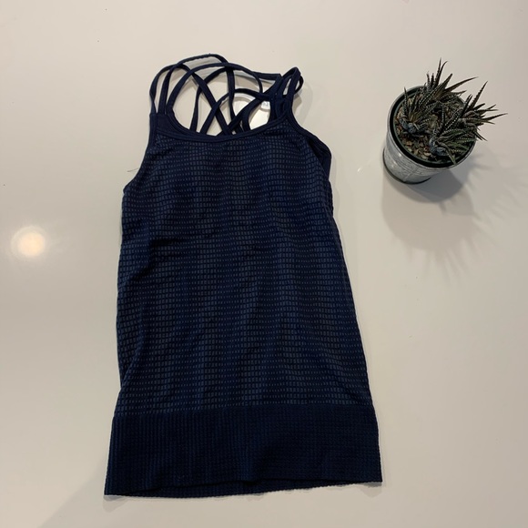 Athleta Built In Bra Tank - Picture 2 of 3